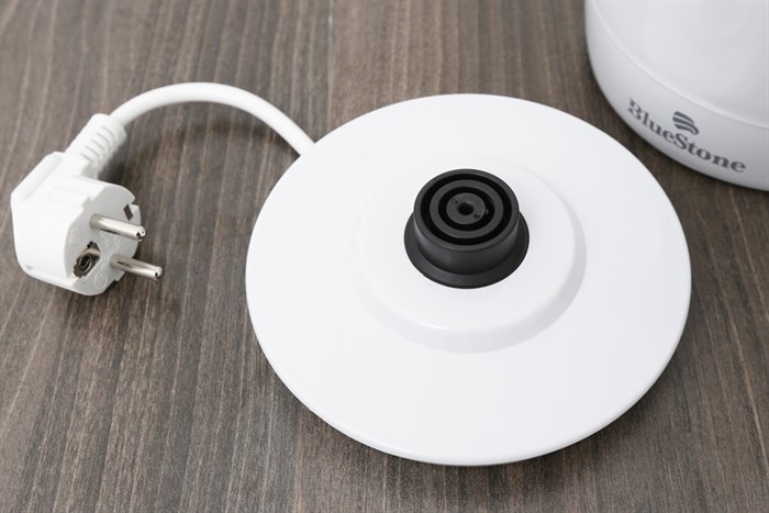 Bình đun siêu tốc BlueStone 1.2 lít KTB-3311 Màu Trắng