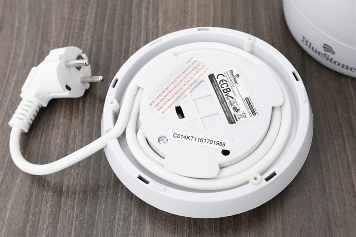 Bình đun siêu tốc BlueStone 1.2 lít KTB-3311 Màu Trắng