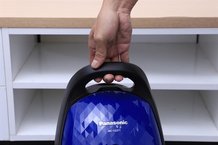 Máy hút bụi dạng hộp Panasonic MC-CG371AN46 Màu Xanh ngọc