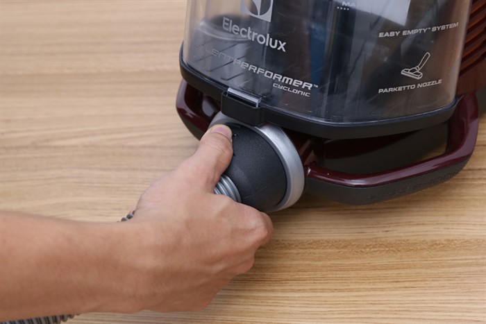 Máy hút bụi dạng hộp Electrolux ZSP4303AF Màu Đỏ đô