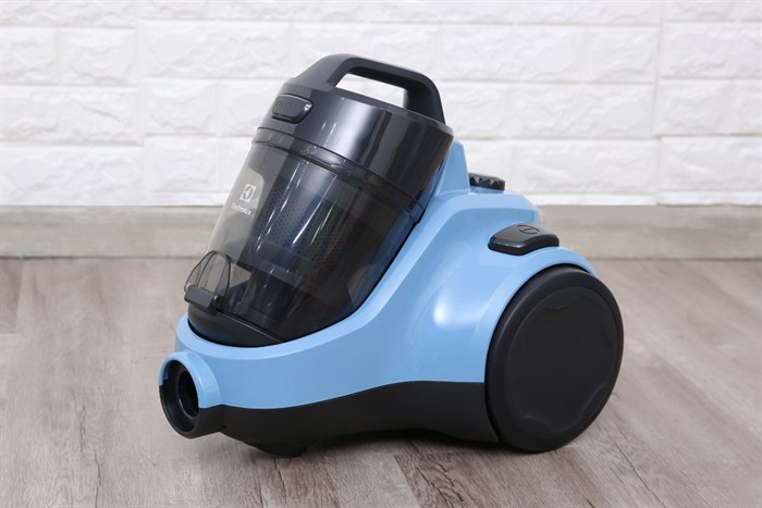 Máy hút bụi dạng hộp Electrolux EC31-2BB Màu Xanh Dương