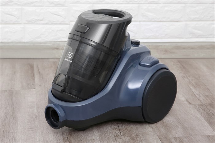 Máy hút bụi dạng hộp Electrolux EC41-2DB Màu Xanh đen
