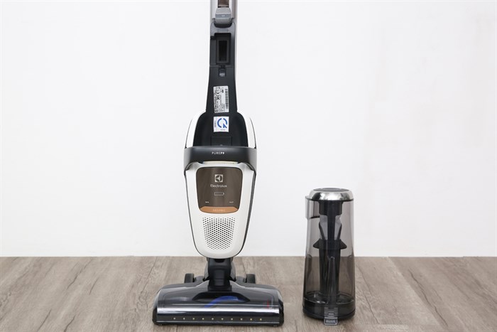 Máy hút bụi cầm tay Electrolux PF91-6BWF Màu Trắng