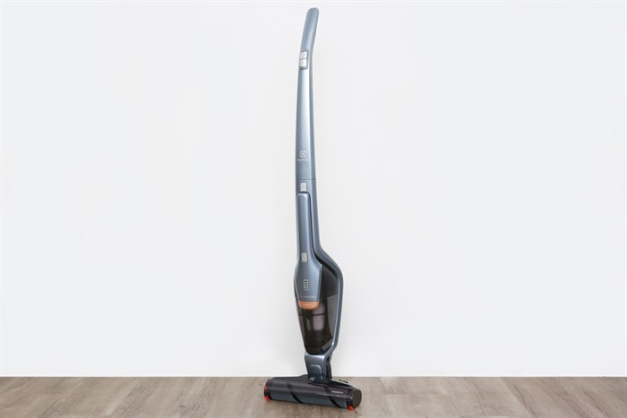 Máy hút bụi không dây Electrolux ZB3411 Màu Xanh Dương