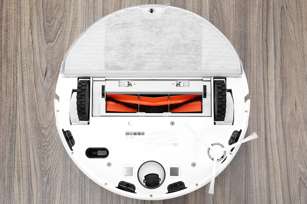 Đánh giá robot hút bụi Mi Robot Vacuum Mop - Con sen chính hiệu cho cuộc sống tiện nghi > Mặt dưới của robot