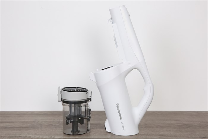 Máy hút bụi không dây Panasonic MC-SB30JW049 Màu Trắng