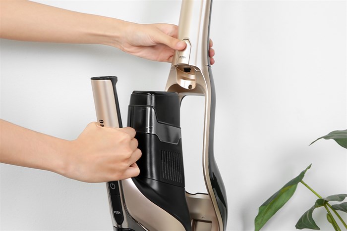 Máy hút bụi không dây Samsung VS03R6523J1/SV Màu Đen - Vàng