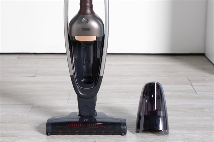 Máy hút bụi không dây Electrolux PQ91-3EM Màu Đen - nâu