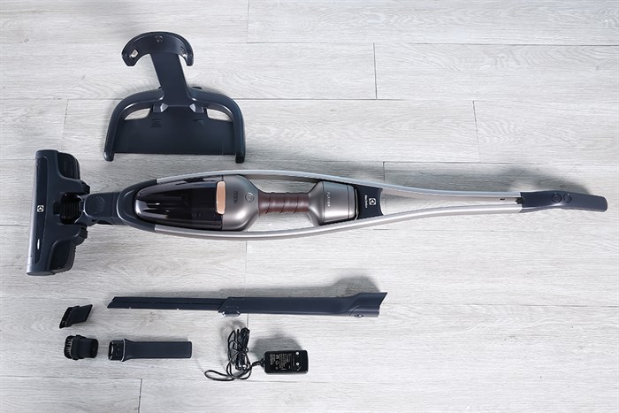 Máy hút bụi không dây Electrolux PQ91-3EM Màu Đen - nâu