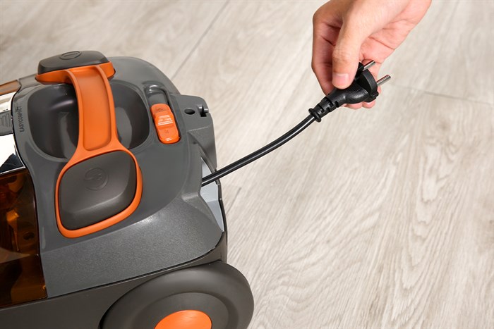 Máy hút bụi dạng hộp BlueStone VCB-8037 Màu Cam