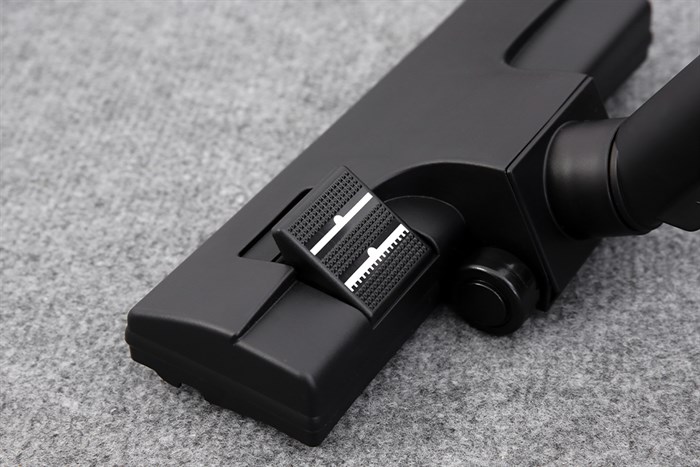 Máy hút bụi dạng hộp Panasonic MC-CG525RN49 Màu Đen - Đỏ