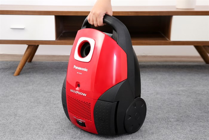 Máy hút bụi dạng hộp Panasonic MC-CG525RN49 Màu Đen - Đỏ