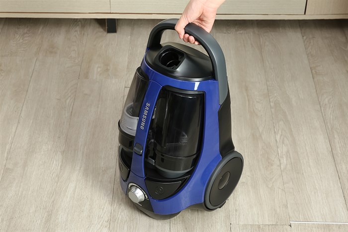 Máy hút bụi dạng hộp Samsung VCC8836V36/XSV Màu Đen - xanh dương