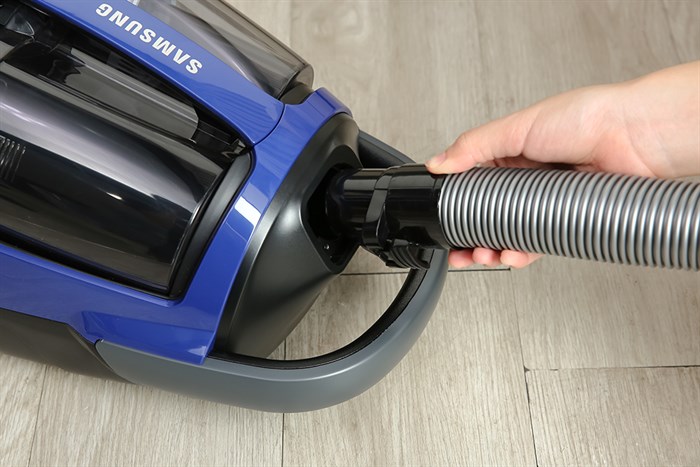 Máy hút bụi dạng hộp Samsung VCC8836V36/XSV Màu Đen - xanh dương