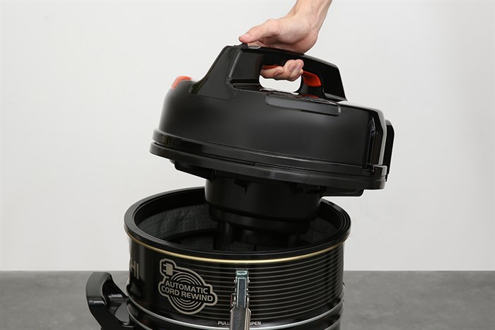 Máy hút bụi công nghiệp Hitachi CV-995HC 24CV CGB Màu Đen - Vàng