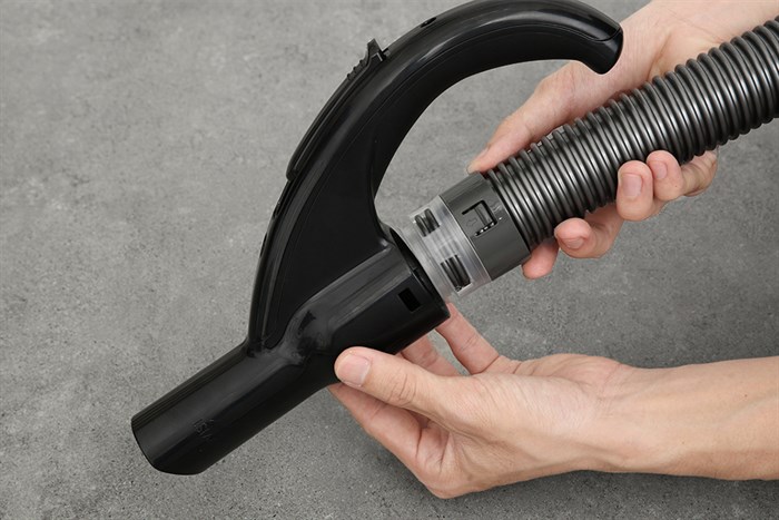 Máy hút bụi công nghiệp Hitachi CV-995HC 24CV CGB Màu Đen - Vàng