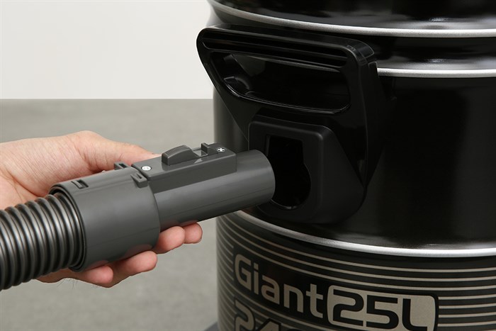 Máy hút bụi công nghiệp Hitachi CV-995HC 24CV CGB Màu Đen - Vàng