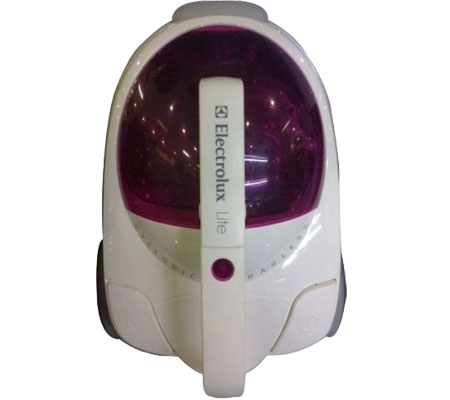 M&aacute;y h&uacute;t bụi H&uacute;t bụi hộc chứa Electrolux Z1660