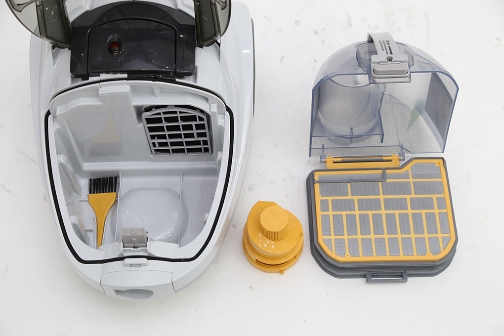 Máy hút bụi Hitachi SH18 1800 W hình 2 Máy hút bụi Hitachi SH18 1800 W hình 2