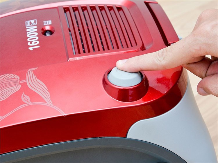 Máy hút bụi Samsung VC4137 Màu Đỏ