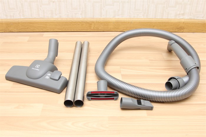 Máy hút bụi Electrolux ZLUX1811 1800 W Màu Tím