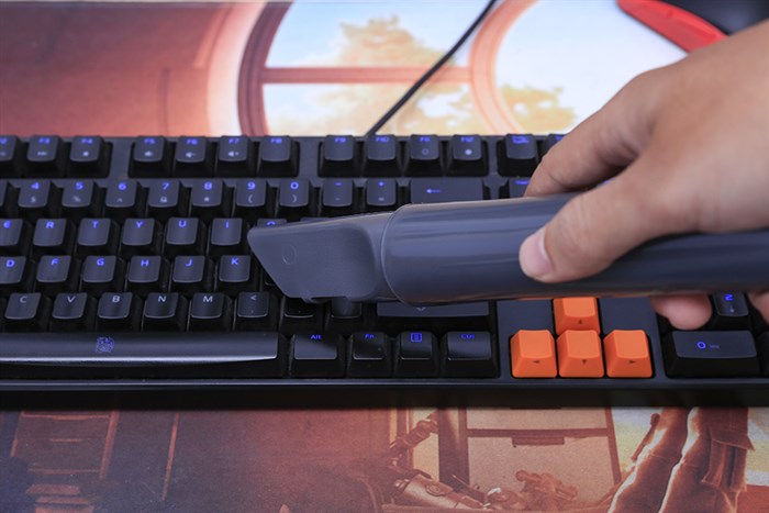 Máy hút bụi Hitachi CV-BM16 GN 1600W Màu Xanh ngọc