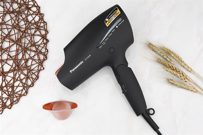 Máy sấy tóc Panasonic EH-NA98-K645