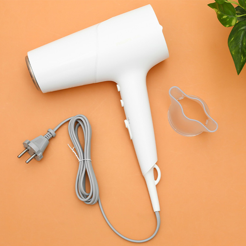 Máy sấy tóc Philips BHD500/00 Màu Trắng