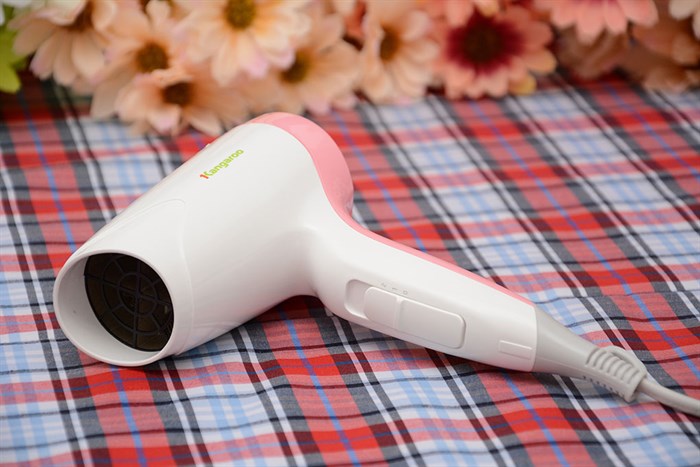 Máy sấy tóc Kangaroo KG615 Màu Trắng - Hồng