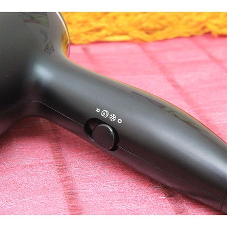 Máy sấy tóc 1800W Philips BHD004 Màu Đen