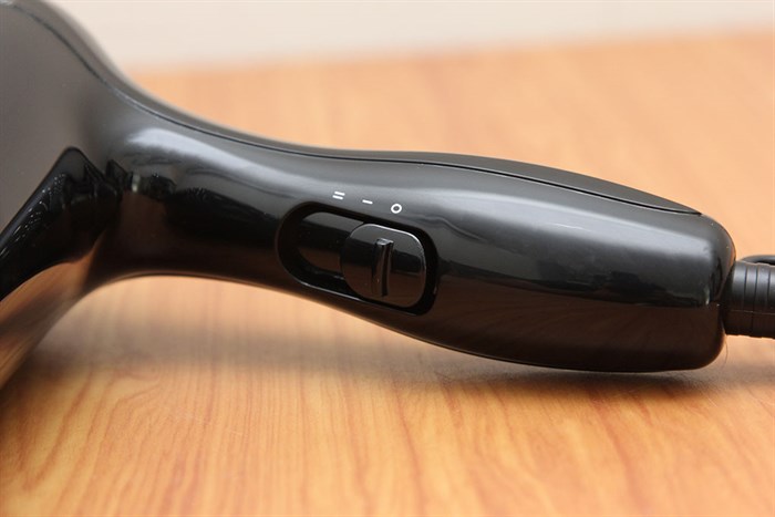 Máy sấy tóc Philips BHD001 Màu Đen