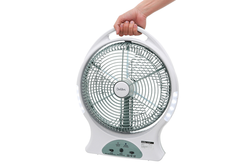 Quạt sạc Delites QS00 - tay cầm 