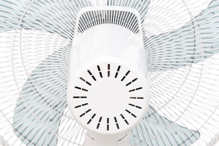 Quạt đứng Midea DC inverter FS40-19PRD Màu Trắng