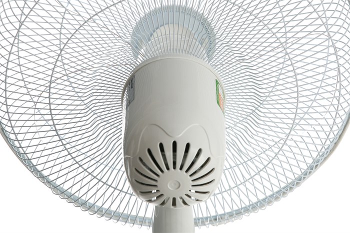 Quạt treo tường Comfee 3 cánh CF-WF4019VG 52W Màu Trắng