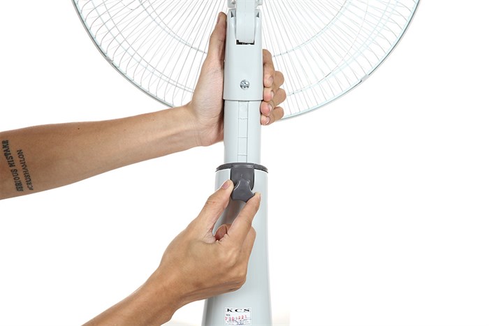 Quạt lửng Lifan 3 cánh QL-216 45W Màu Trắng - Xám