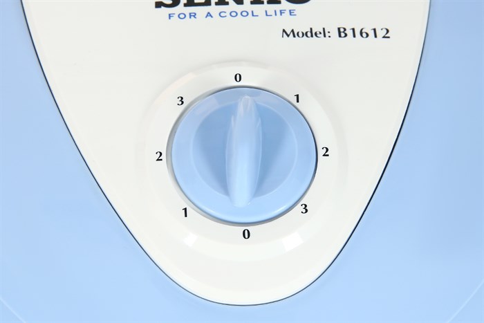 Quạt bàn Senko 3 cánh B1612 47W Màu Xanh Dương