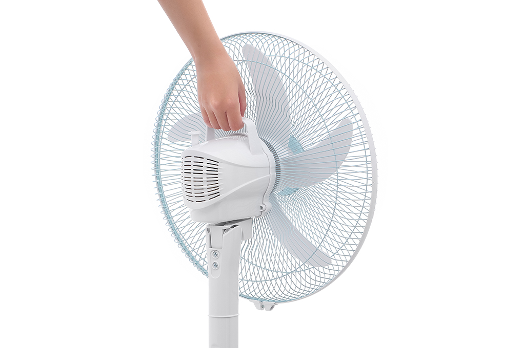 Quạt sạc điện Kangaroo 5 cánh KG748 24W Màu Trắng