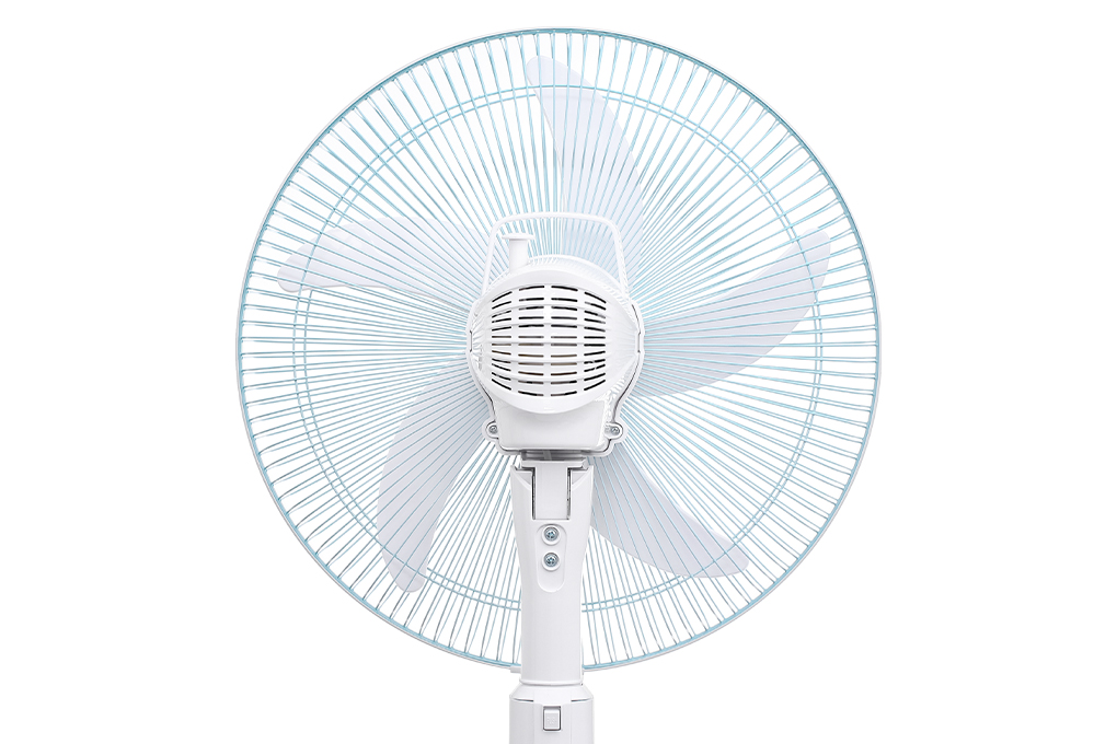 Quạt sạc điện Kangaroo 5 cánh KG748 24W Màu Trắng