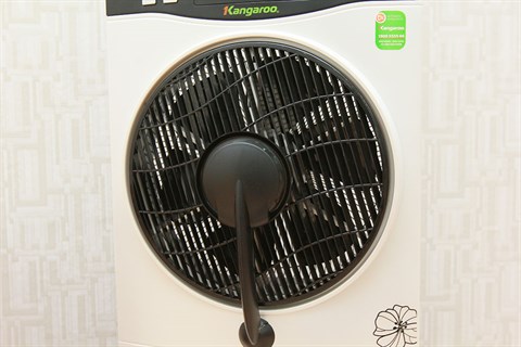 Quạt phun sương Kangaroo KG-203