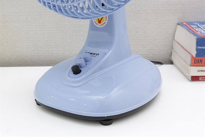 Quạt bàn Senko B102 Màu Môn