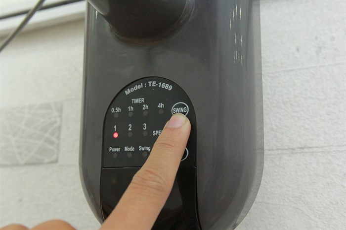 Quạt treo Lifan TE-1689 Màu Xám