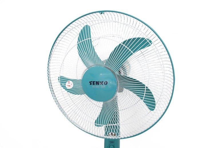 5 cánh quạt nhọn với sải cánh rộng 40cm 5 cánh quạt nhọn với sải cánh rộng 40cm