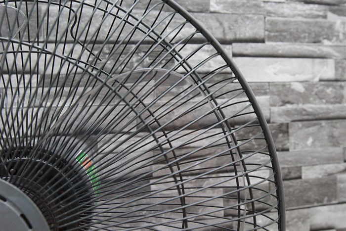 Quạt đứng Senko DR888 Màu Xám