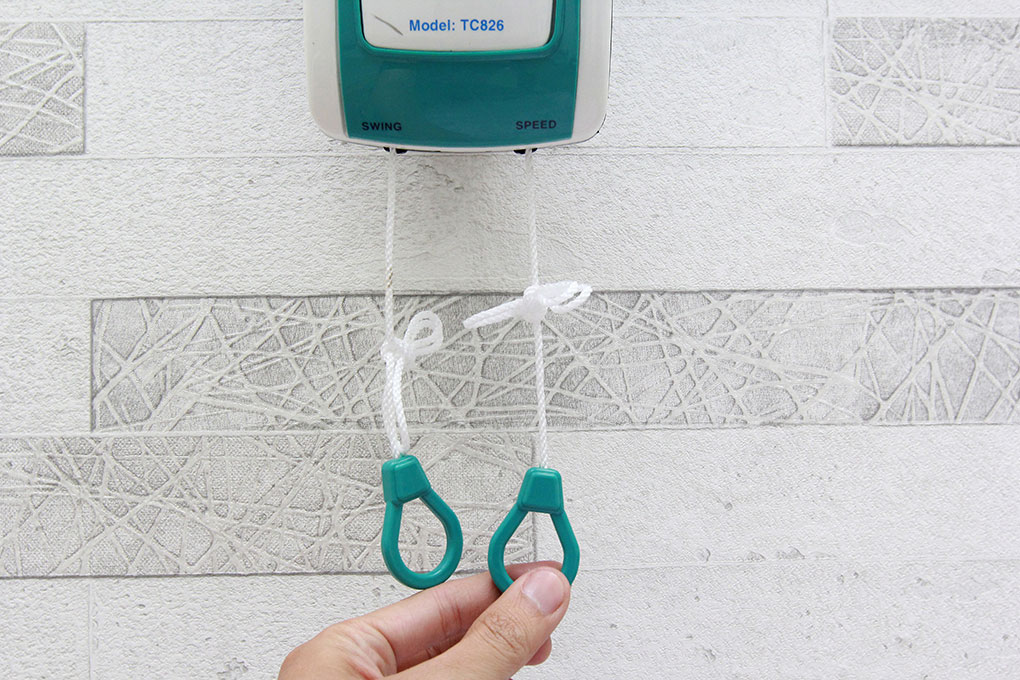 Quạt treo tường Senko TC826A Màu Xanh lá