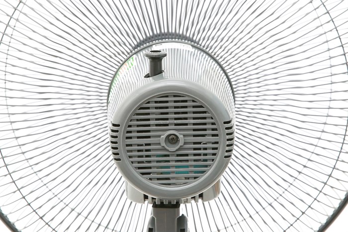 Quạt đứng KDK 3 cánh P41U 50W Màu Xám