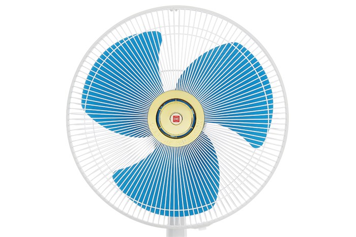 Quạt bàn KDK 3 cánh A40B 47.5W Màu Trắng