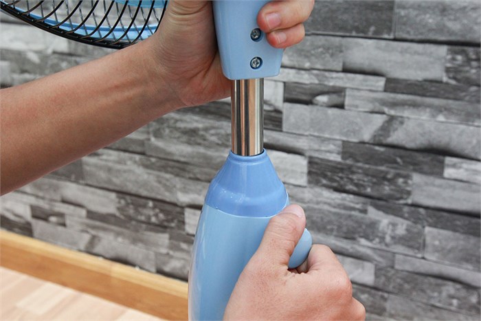 Quạt đứng Asia D16011 Màu Xanh Dương