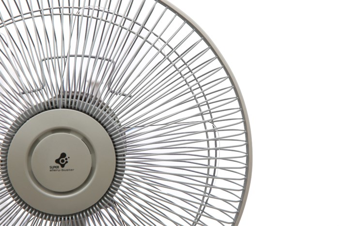 Quạt đứng KDK P30KH Màu Vàng đồng