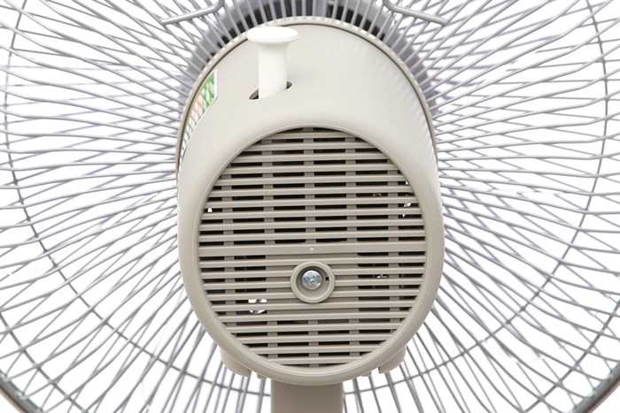 Quạt đứng KDK P30KH Màu Vàng đồng