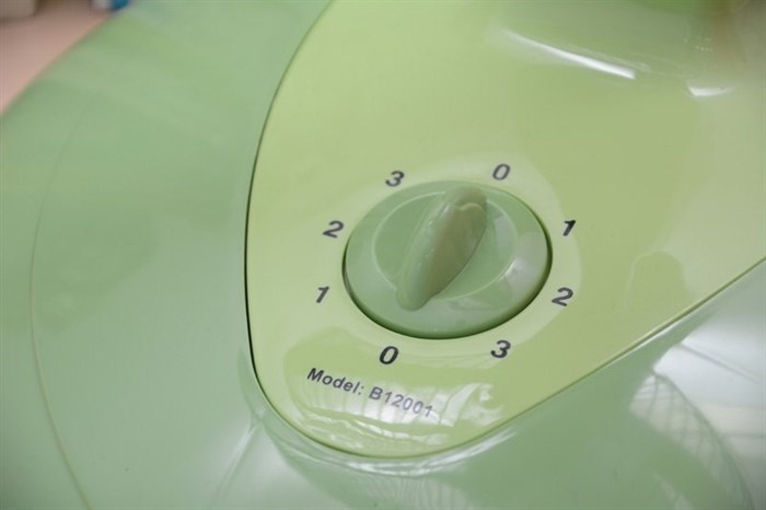 Quạt bàn Asia B12001 lá mạ Màu Xanh lá